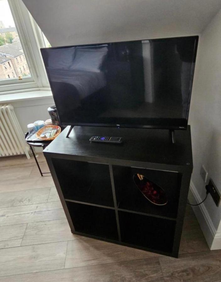 Luxury Double Room With Private Bathroom Единбург Екстериор снимка